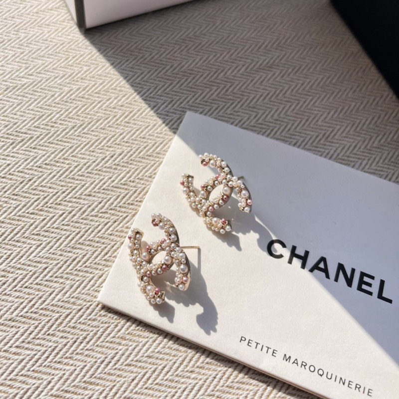 Ch**el earrings